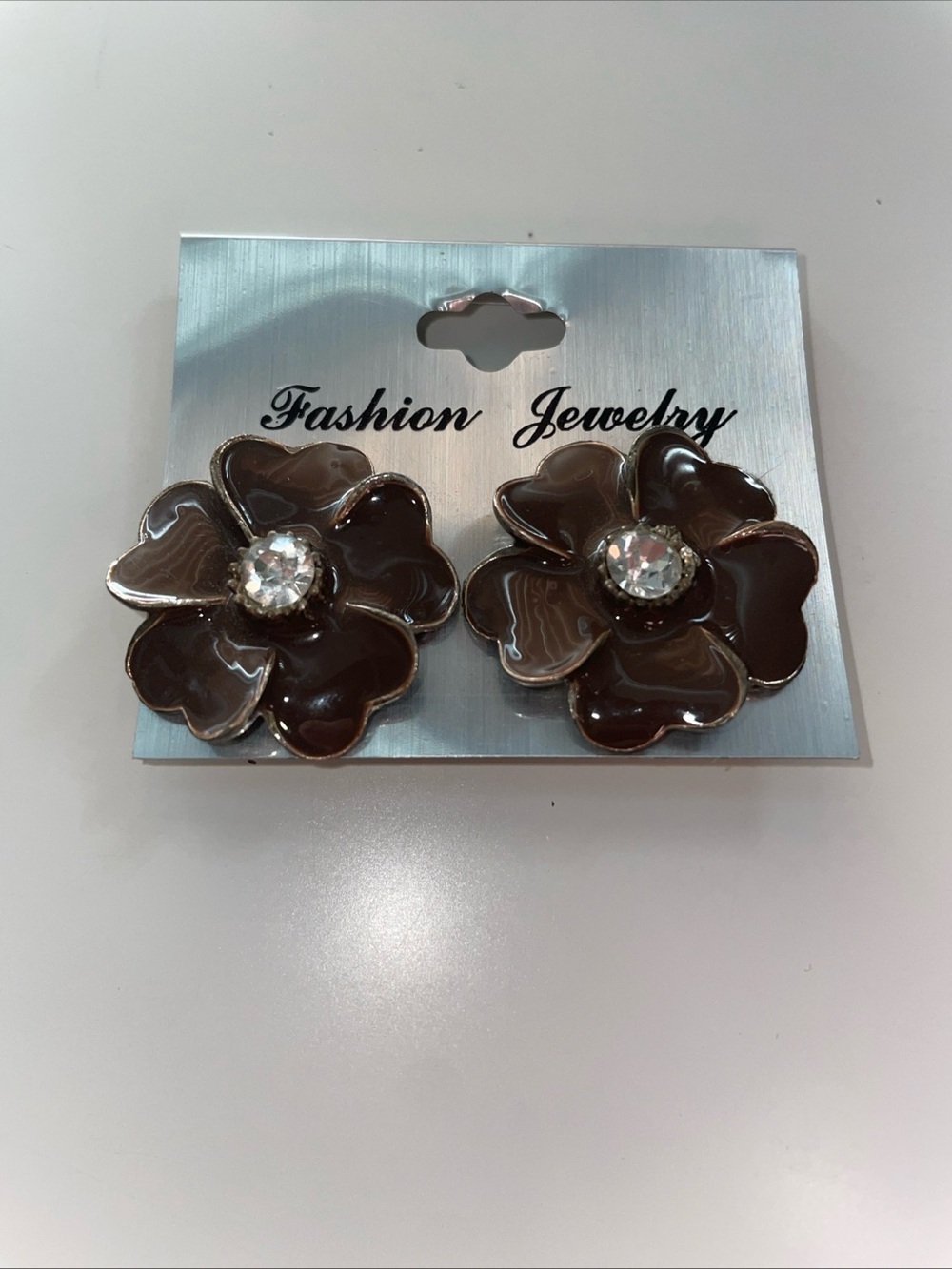 Brand New With Tag Fashion Jewelry Brown Floral Gemstone Silver Tone Clip Earrin